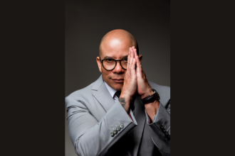 Gilberson Wanderley Silva destaca que escolher o procedimento de rejuvenescimento facial ideal depende de avaliação personalizada.